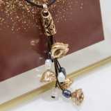 ...trasformano le orecchiette in particolari monili: le �recchitelle�